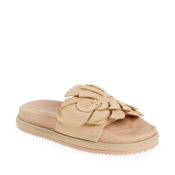 FARM RIO Monstera Leaf Anatomical Slide Sandals in Almond - Picture 2 of 8